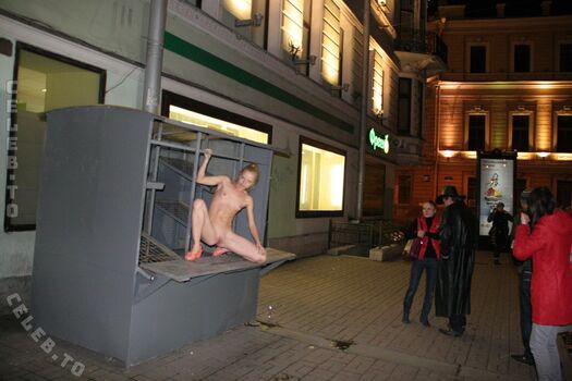 Nackt In Russland