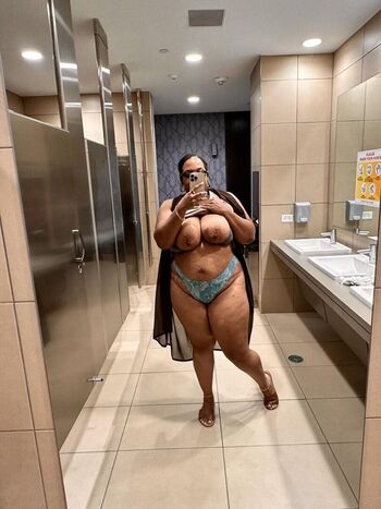 Naenaerealnasty
