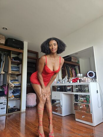 nahomybraoni