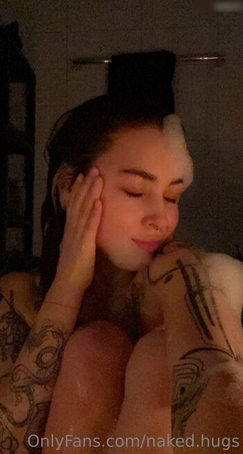 naked.hugs aka Sam