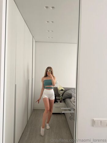 naomi_lorenss