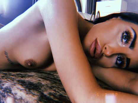Naomi Woods