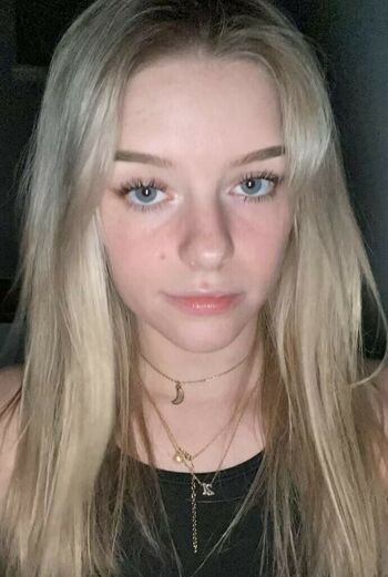 NaomiSkyex