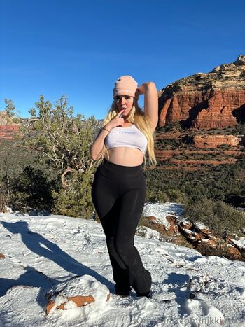 natalienextdoor18