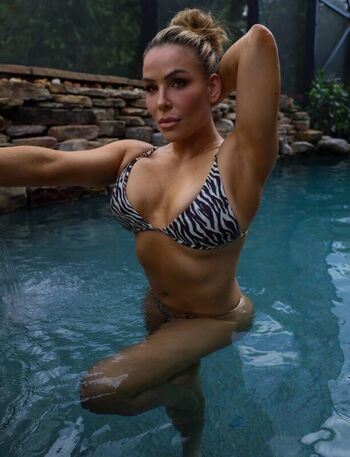 Natalya Neidhart