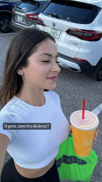 Nathalia Valente