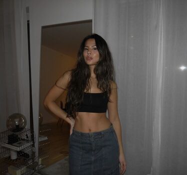 Nathalie Lok