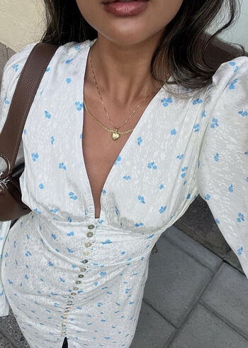 Nathalie Lok