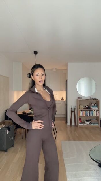 Nathalie Lok