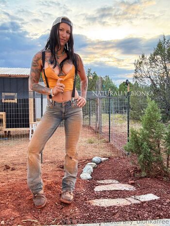 naturally_bionkafree