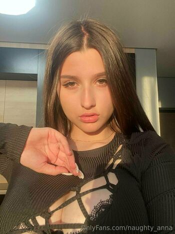 naughty_doll
