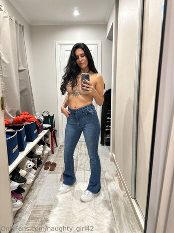 naughty_girl42