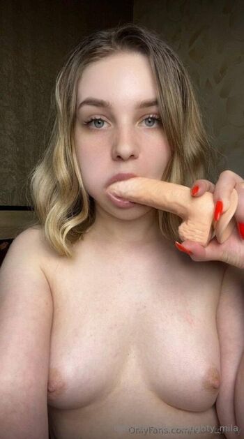 naughty_mila