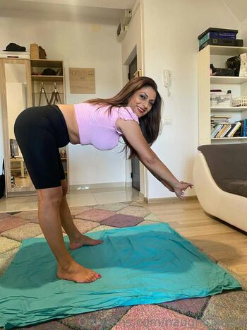 Naughty_Nadia_VIP