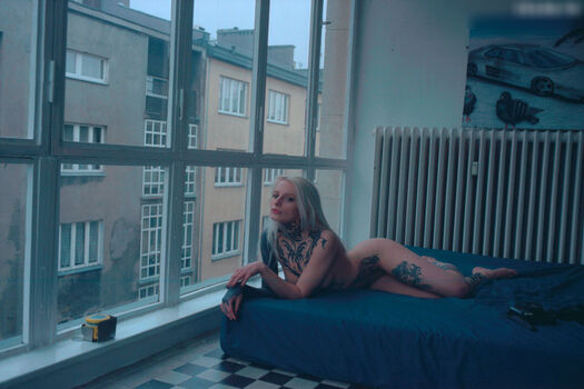 Nava_Nextdoor Polish model