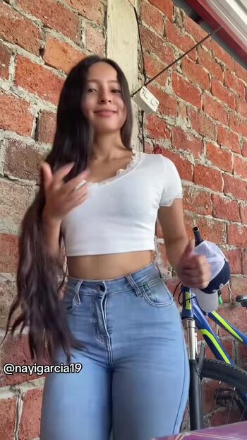 Nayeli Garcia 19