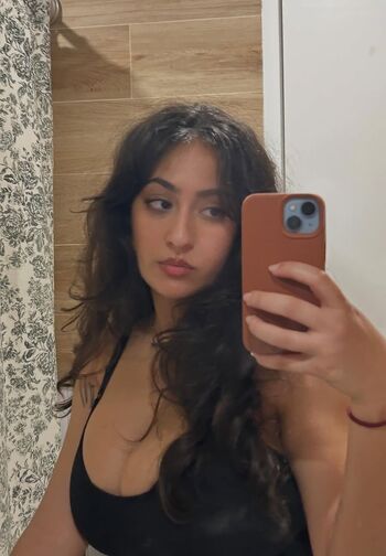 nefertittyyy