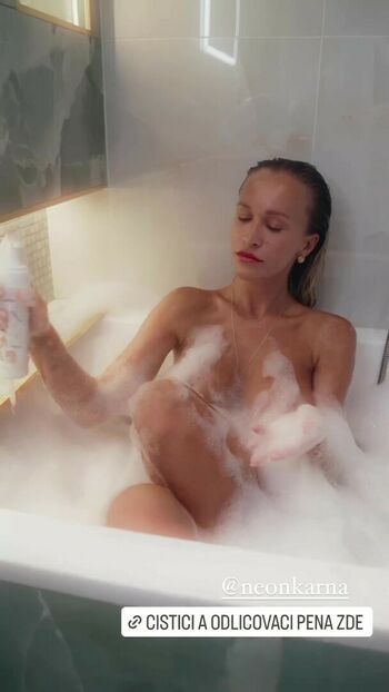 Nela Slovakova
