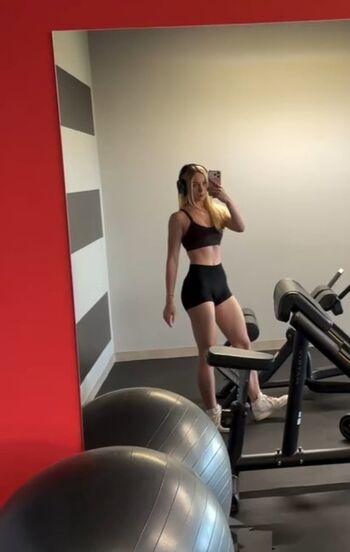 Nela Zawadzka