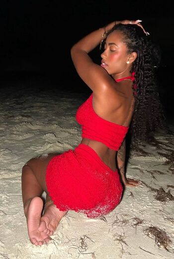 Nenee.xo