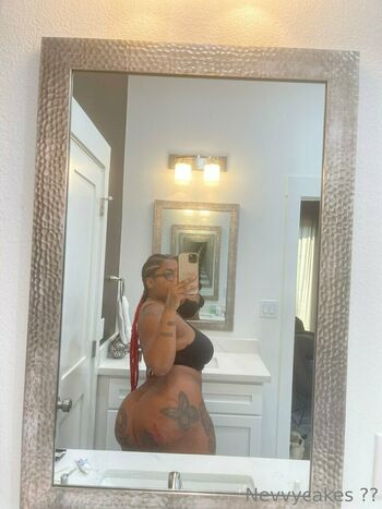 nevvycakes