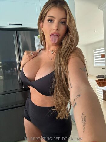 Neyleen Ashley