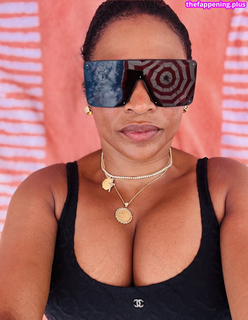 Nia Long