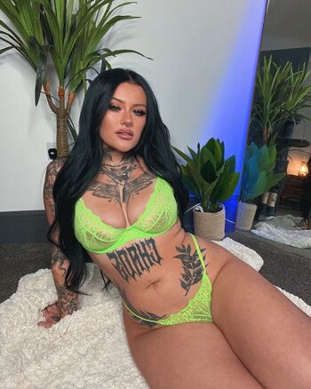 NiamhVelvet