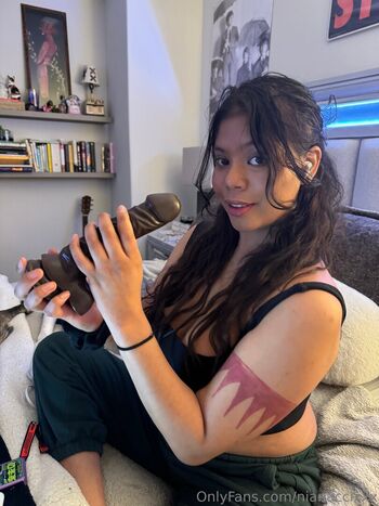 nianaccixxx