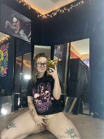 nichole_manic