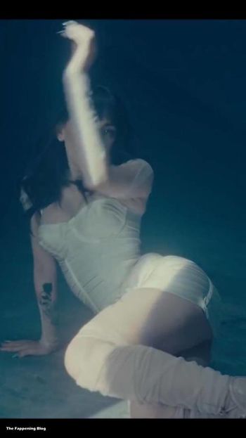 Nicki Nicole
