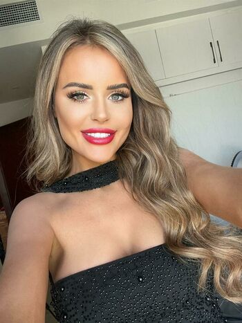 Nicole Farrell Glasgow