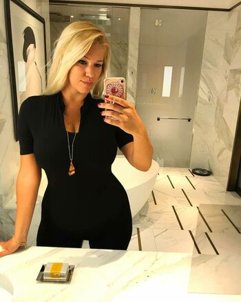 Nicolle A