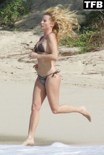 Nicollette Sheridan
