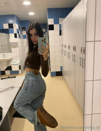 nika_la