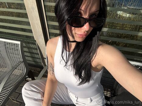nika_lun