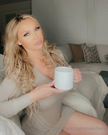 nikkibenz