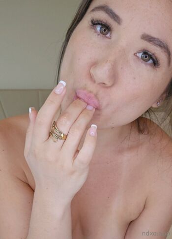 nikkidavisxo