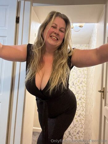 nikkyfreenylee