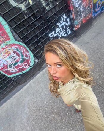 Nilufer Yanya