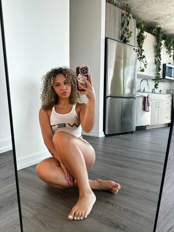 nina_artandbody