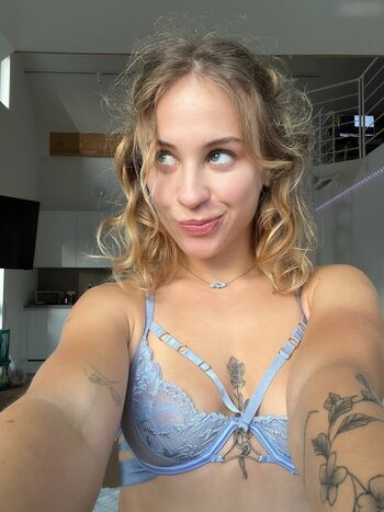 Nina Joy