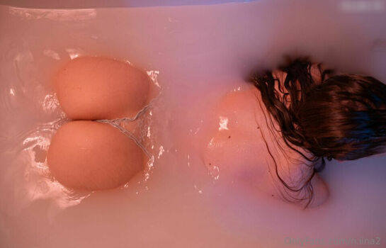 Nina Phoenix
