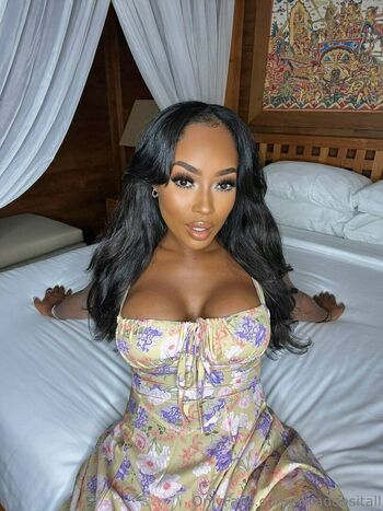ninadoesitall