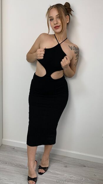 ninagrayy