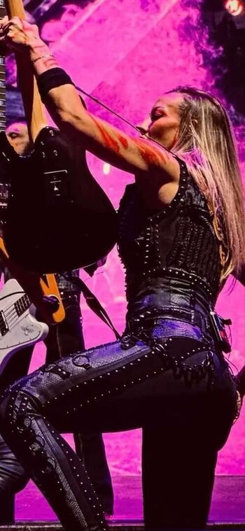 Nita Strauss