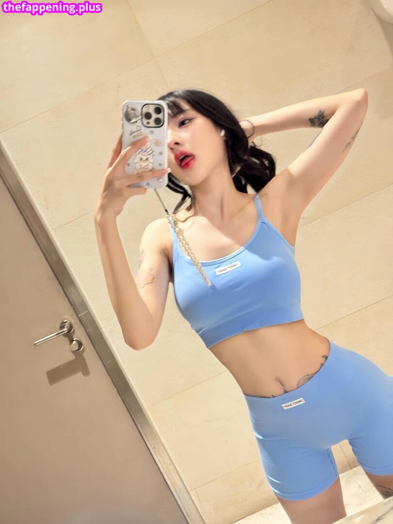 nnewy / nnewys Naken OnlyFans Foto #112