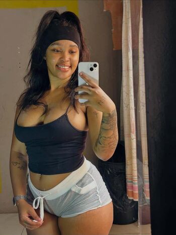 Nomonde Refiloe Mniki