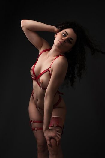Nude Antilles
