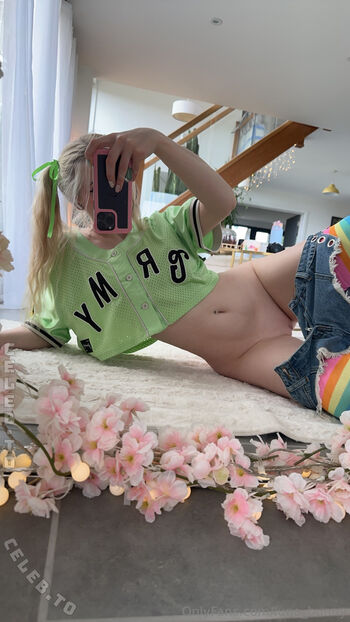 Nymphet_Angel
